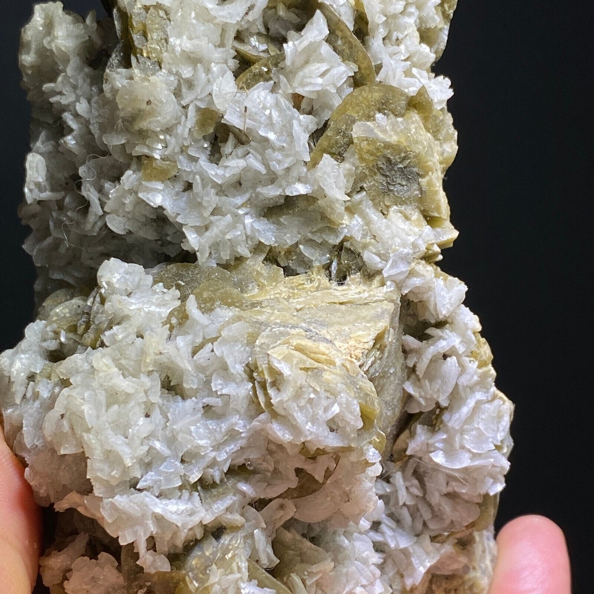 513g Natural Bright Yellow Multilayer Siderite & Calcite Mineral
