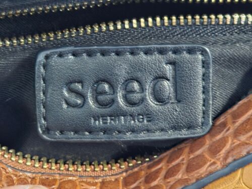 Women's Seed Heritage Handbag - Picture 4 of 6