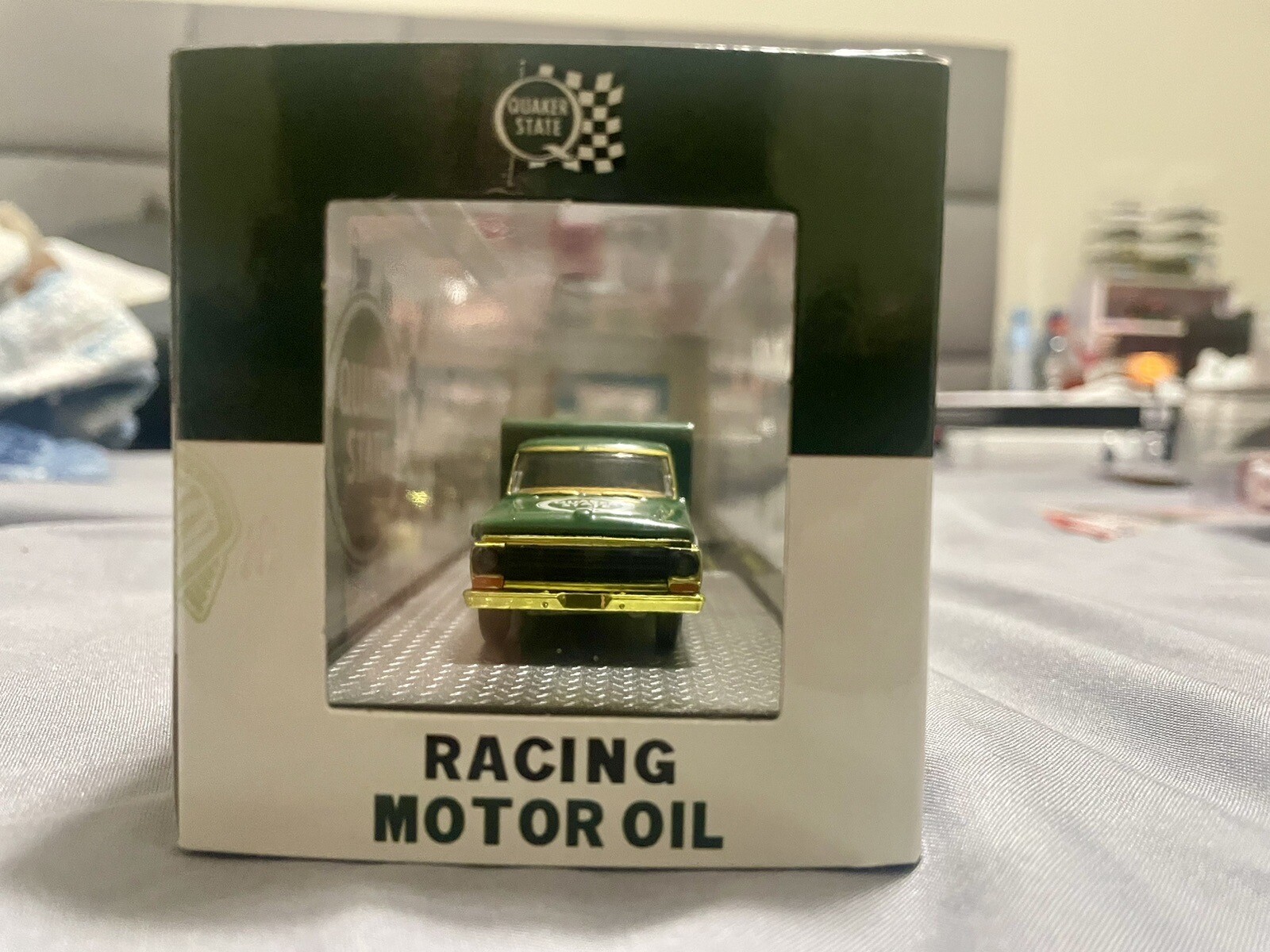 M2 QUAKER STATE RACING OIL HAULERS 69 FORD F250 BELLY TANKER SUPER