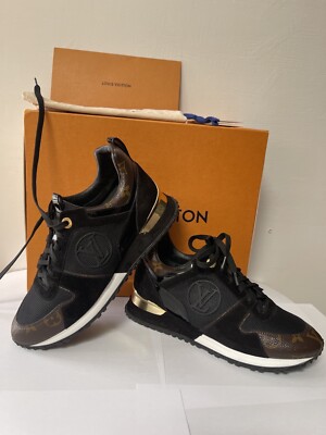 Louis Vuitton LV Trainer Black Run Away Mint Condition With Box