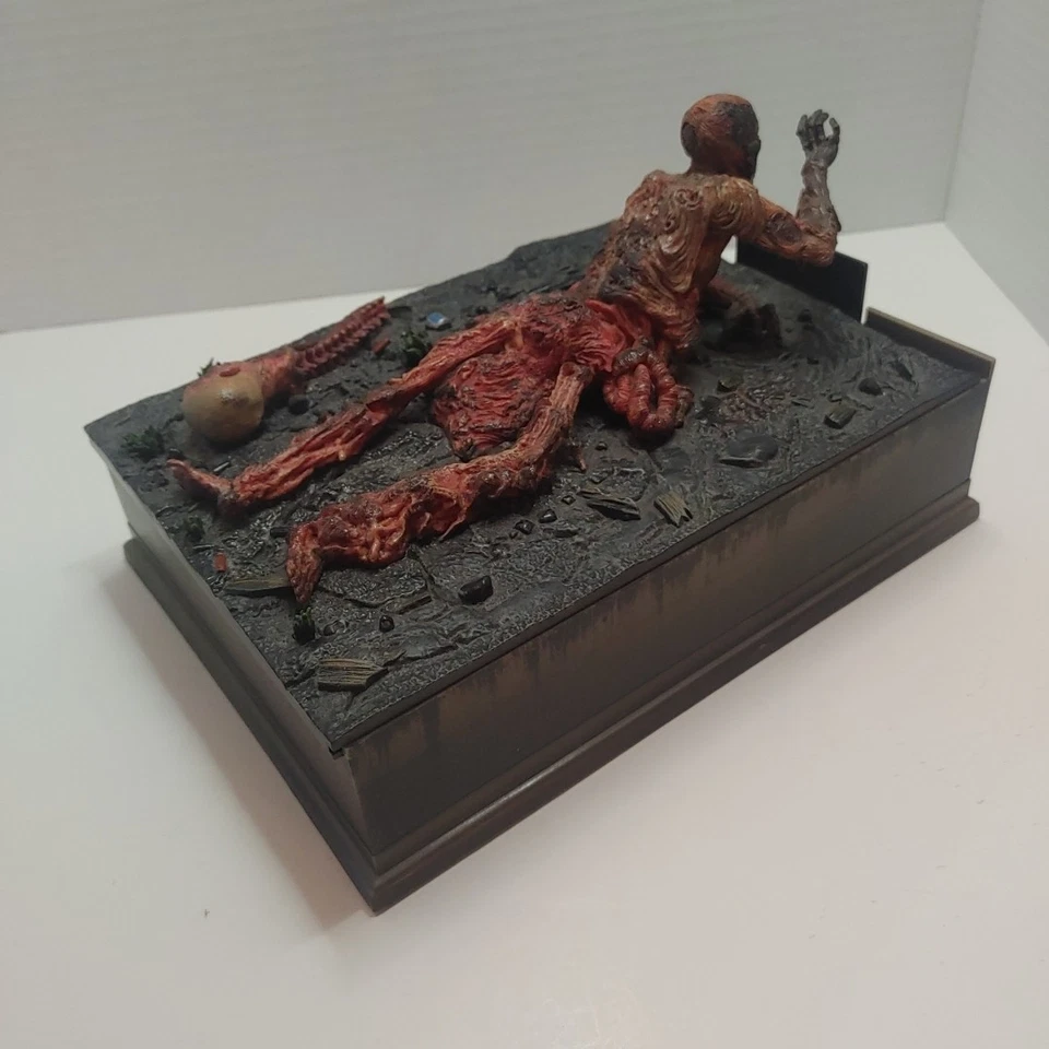 The Walking Dead Season:5 Blu-Ray Limited Edition Napalm Walker Statue Set  - Image 4 of 4