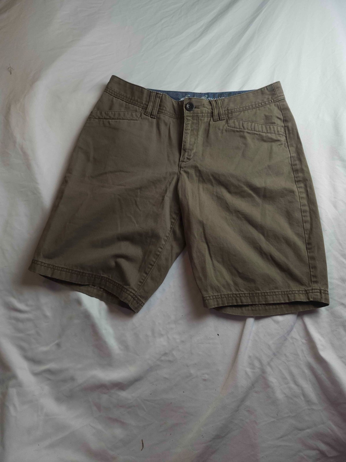 Eddie Bauer Shorts Womens Size 8 Green Hiking Trail Outdoor Camping Stretch