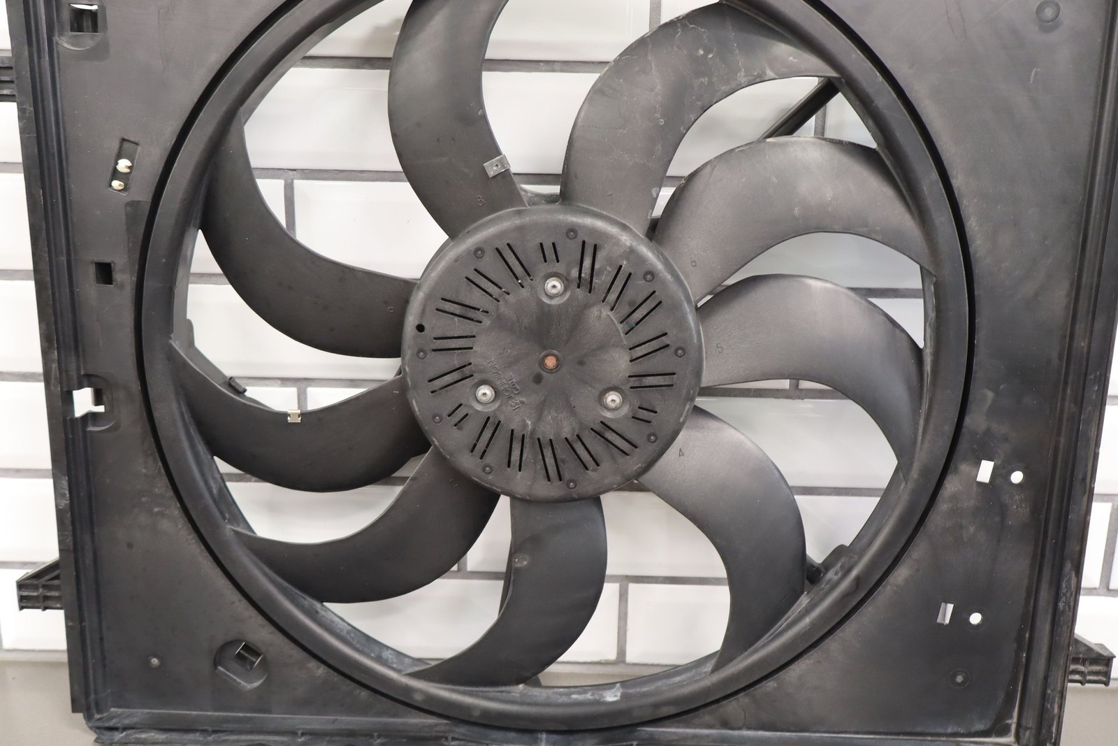 Maserati Ghibli 2014 Cooling fan motor