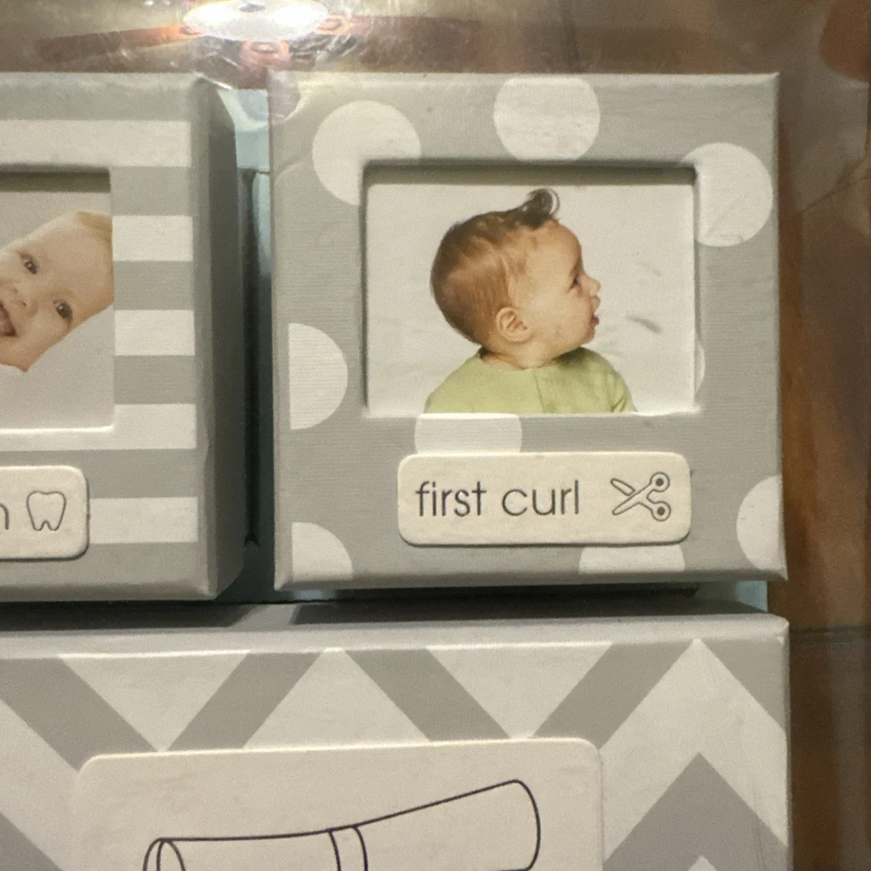 NUEVO Juego de caja de recuerdo de hitos para bebés de Pearhead Blue-1er diente/rizo/certificado de nacimiento Foto 4 de 4