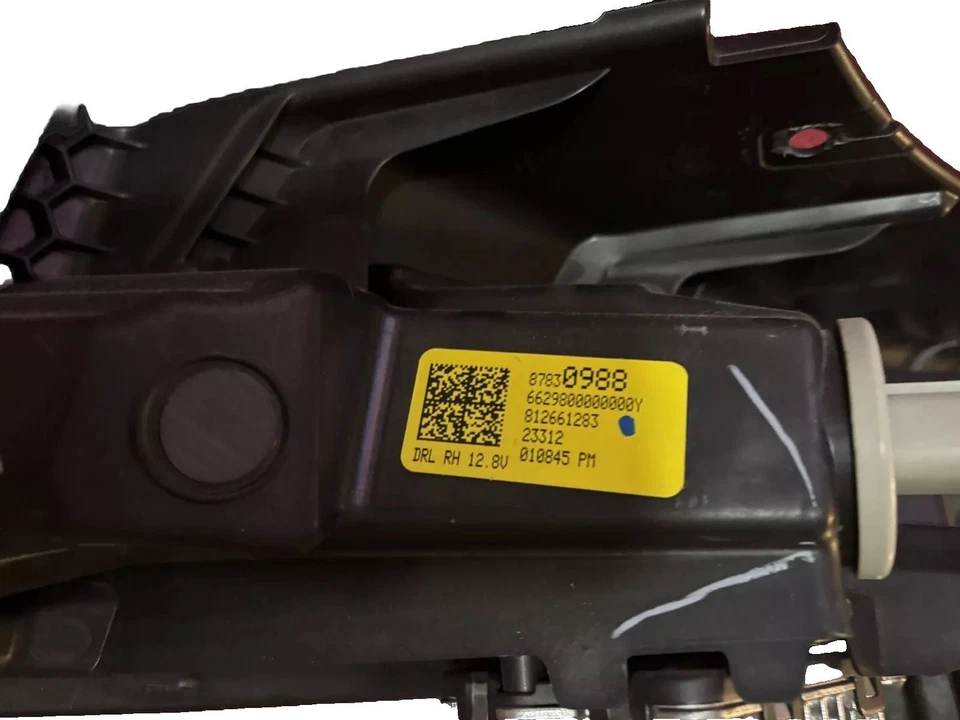 Luz de circulación diurna LED 87830988 lado pasajero Chevrolet Blazer OEM 2023-2024 Foto 3 de 4