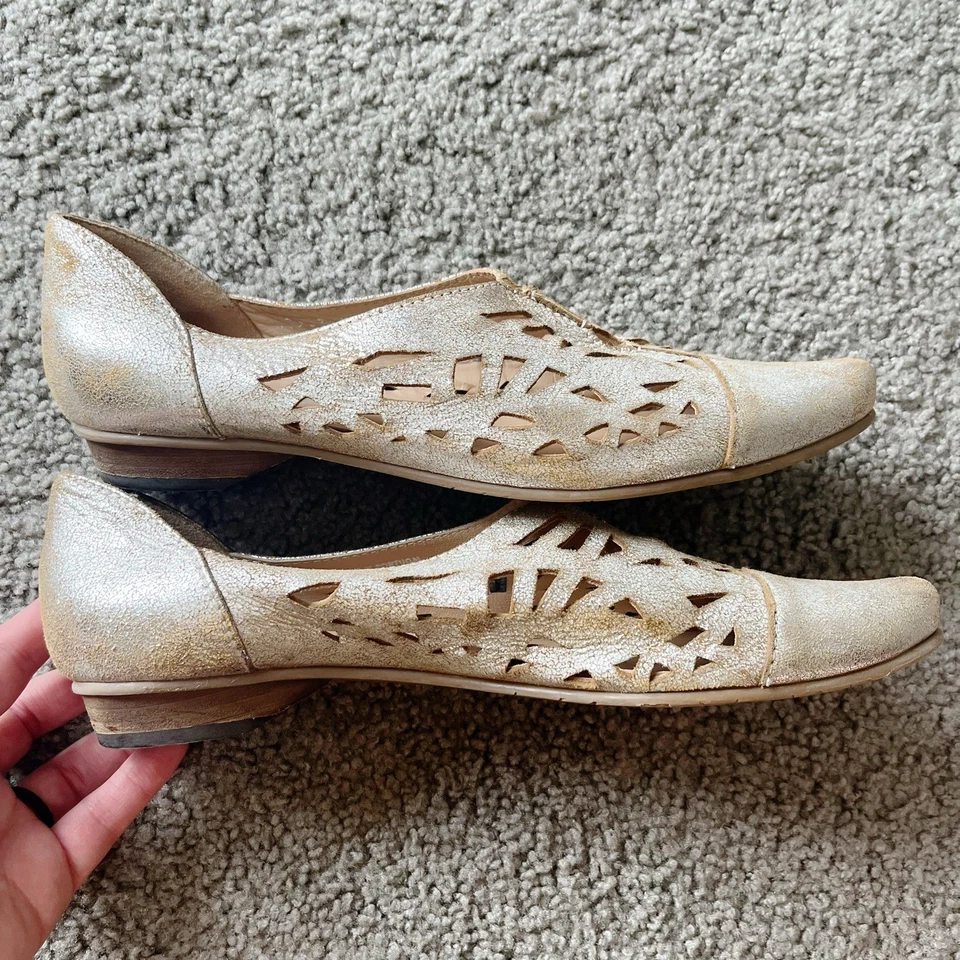 Fidji Cuero Genuino Metálico Plateado Corte Láser Punta Puntera Sin Cordones Planos 41/11 Foto 4 de 4