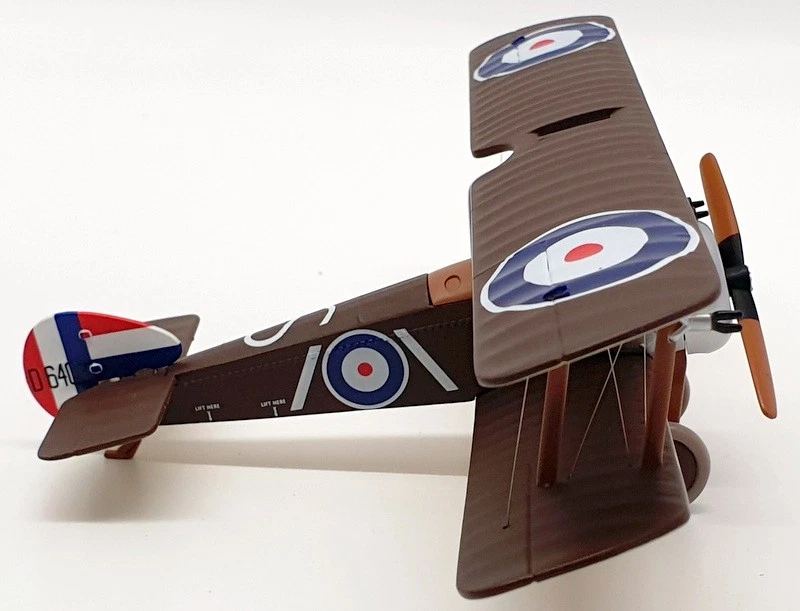 Corgi escala 1/48 AA38104 - Sopwith Camel 43 Sqn Cpt H Winslow Woollett Foto 3 de 4