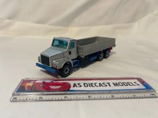 Siku 1/55 Nr. 2517 Volvo 6 Wheel Dropside