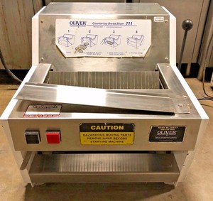 Oliver 711 Countertop Bread Slicer 115v Works Great Ebay