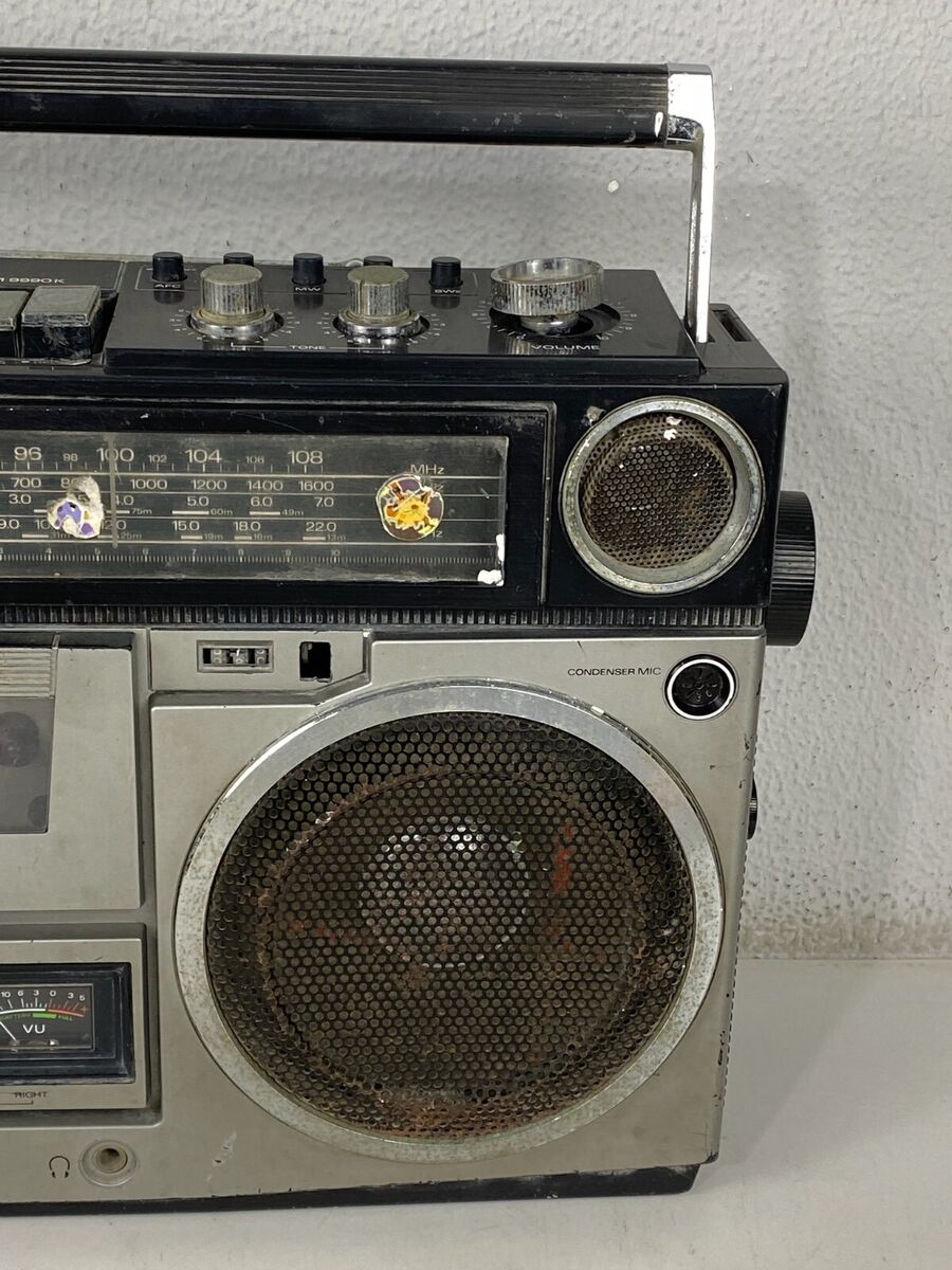 VINTAGE Sanyo M-9990K Stereo Boombox Ghettoblaster Cassette VINTAGE Sanyo M-9990K Stereo Boombox Ghettoblaster Cassette