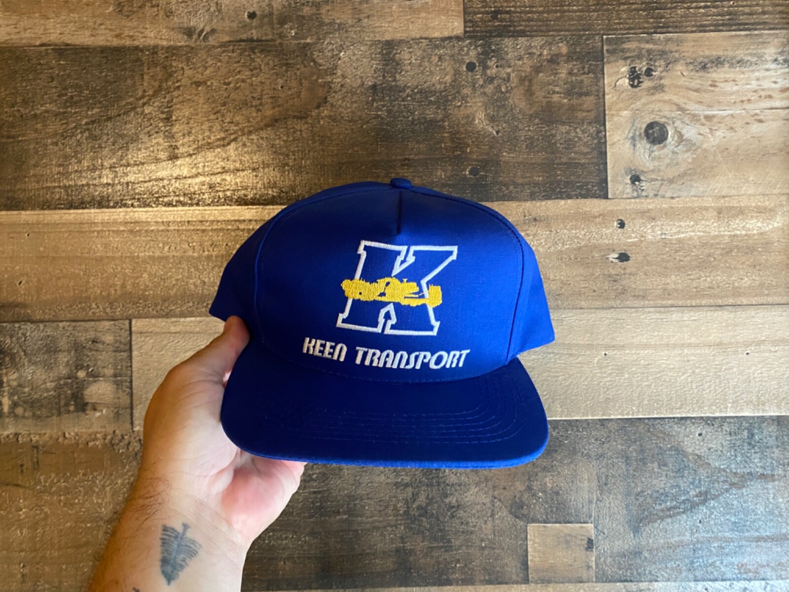 Cappello Snapback Keen Transport Vintage Cappello Prodotto USA Blu Bianco Giallo Camionsta