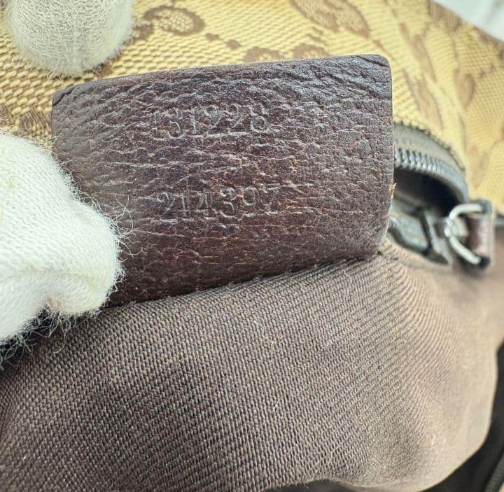 Gucci GG Pattern Leather Strap Small Handbag Beig… - image 9