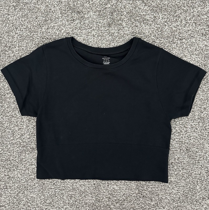Offline By Aerie Black Short Sleeve T Shirt Crop Size Medium