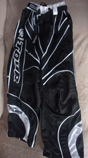 TOUR YOUTH IN LINE HOCKEY PANTS BLACK / WHITE w/ BELT - these are brutally cool
