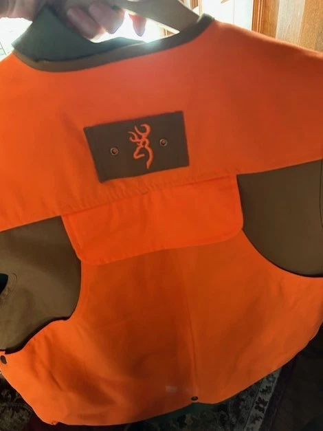 Browning Men's Hunting Vest, Orange Brown padded Size Medium Excellent Condition - Image 4 of 4
