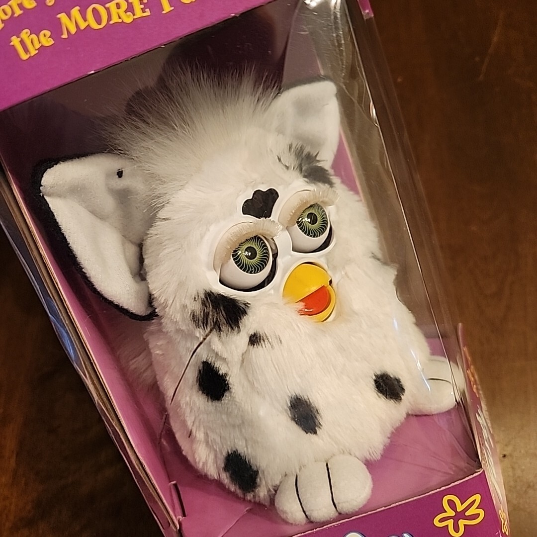 1998 Furby Dalmatian White w/ Black Spots 70-800 Vintage Gray Eyes