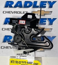 NEW GM OEM HOOD- LOCK LATCH- GENERAL MOTORS GMC 15756432