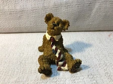 Boyds Bear Bearstone Mr Windsor All Tied Up Figurine 227770