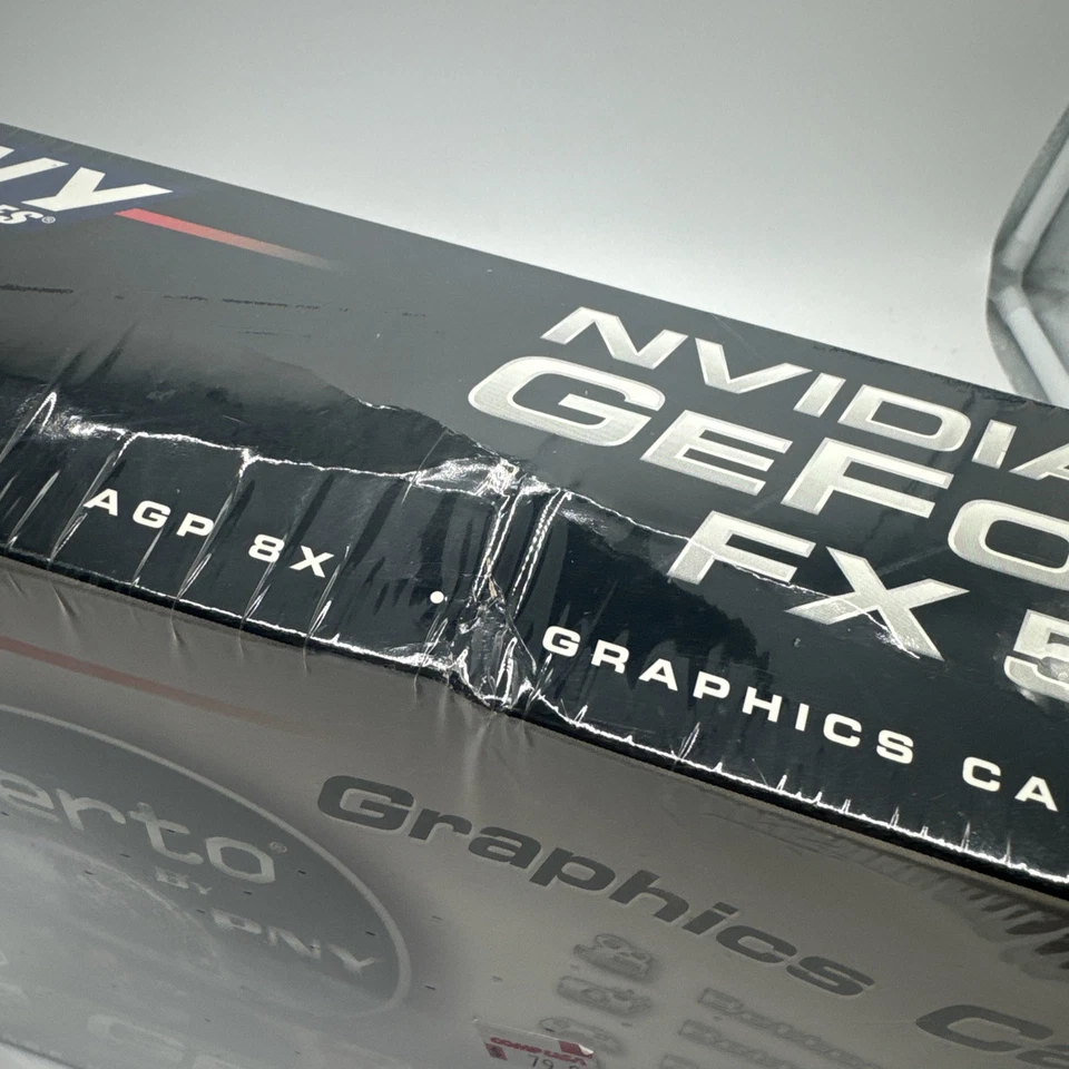 NVIDIA GEFORCE FX5200 PCI  SEALED NEW PNY TECHNOLOGIES GRAPHICS CARD 256MB DDR  - Image 4 of 4