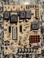 York Coleman P031-01267-001 Furnace Control Board SOURCE1 031-01267-001A
