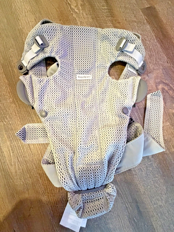 Детская переноска BabyBjörn One Air - светло-серая отличное состояние товара - Изображение 4 из 4