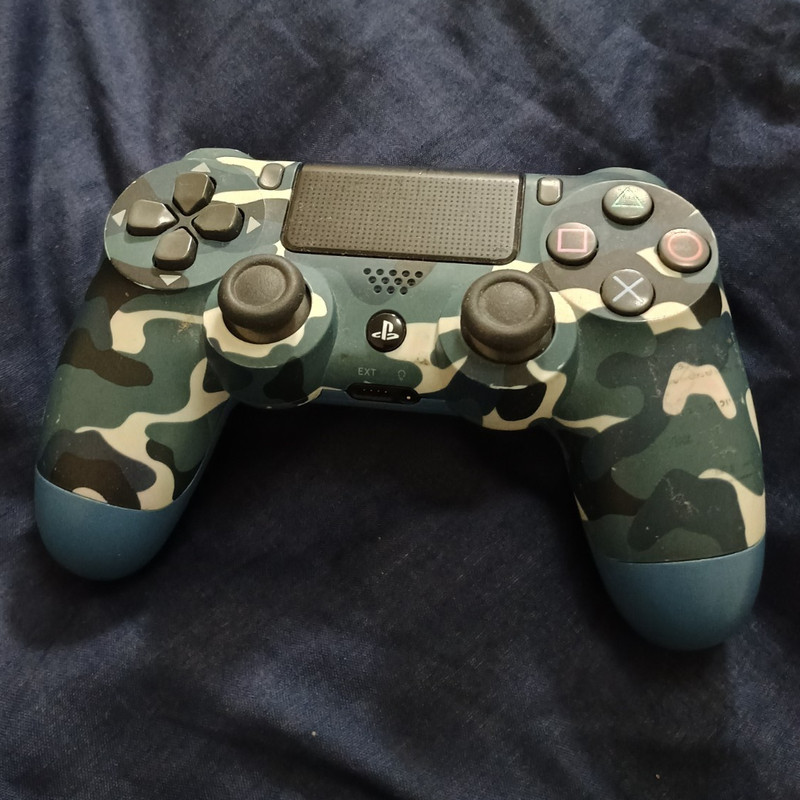 Sony DualShock 4 Wireless PS4 Controller camo pad