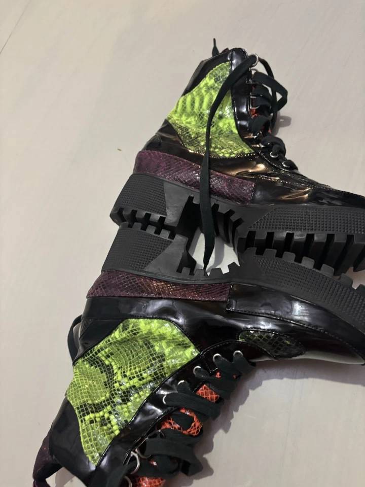 Botas al tobillo Queen Pins negras neón serpiente plataforma con cordones combate reabastecidas Foto 4 de 4