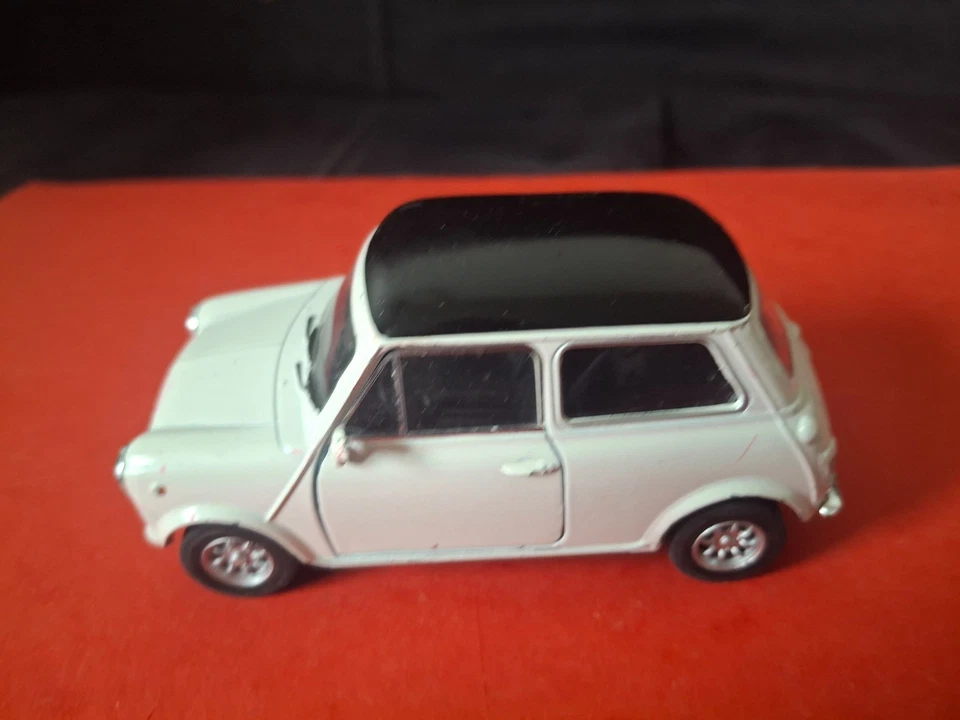 mini cooper 1300 welly - Photo 1/4