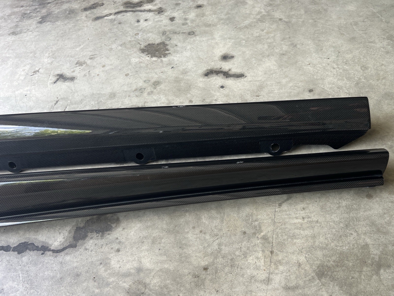 Ferrari 296 Running board P/N 777177
