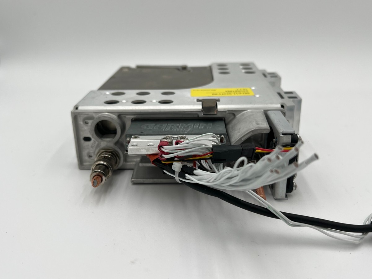 Garmin GDL 88D ADS-B Transceiver/Receiver (Used) S/N: 22V001057