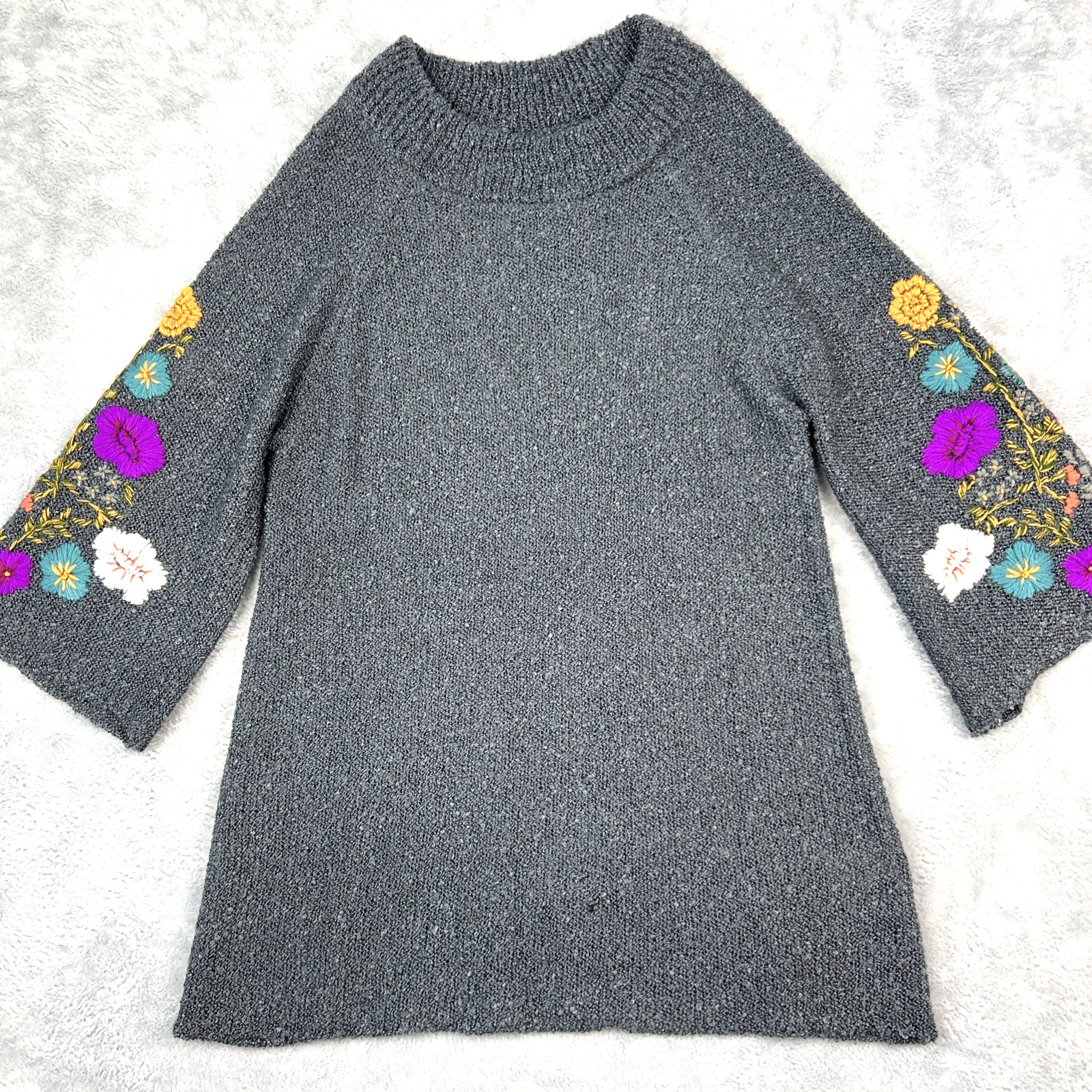 Soft Surroundings Woman’s Medium Carolina Embroidered Sweater Gray Floral