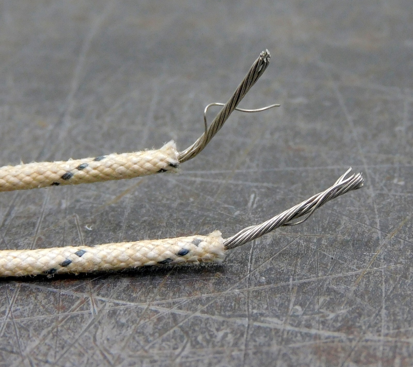 Ogden MXEJ05J3725 Heating Rod 240V 600W Heater Element Lot of Three (3)