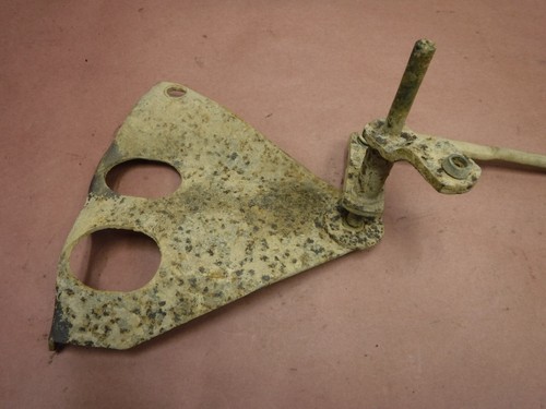 Jeep Cherokee XJ 97-01 4.0 6 Cyl NP231 Transfer Case Shifter Linkage - Picture 2 of 5