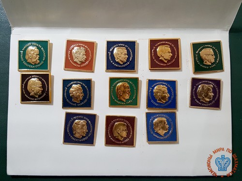 Lot D'insignes Pins Coupe Du Monde 1994 - Neufs, Collection Football