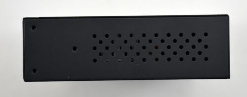 Commutateur Gigabit Ethernet 16 ports montable en rack Linksys SE3016 - PIÈCES SEULEMENT - Photo 12/16