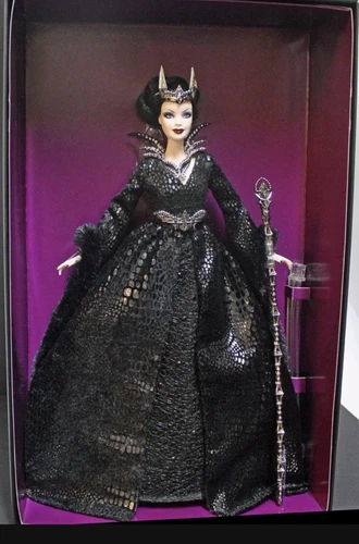 Queen of the Dark Forest Barbie 2004 Rare NRFB Factory Sealed Mattel Shipper