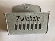 antiker Emaille Zwiebeln Zwiebelbeh&auml;lter grau Wandhalter Sehr GUT 18x16cm