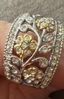 Crystal Two Toned Flower fashion Ring estate sale — photo 3
