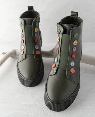 Gelato Tina Button Leather Boots In Olive Green Sz 7