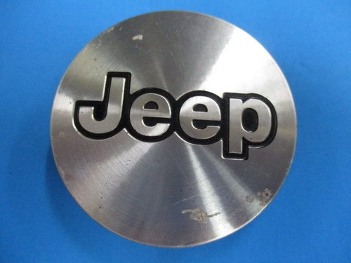 Jeep OEM Center Cap Set 55mm Diameter 4pcs Used Accessories GGD - Picture 3 of 8