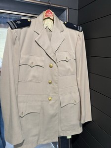 Redman’s Military Uniform : Suit Vintage - Lieutenant -