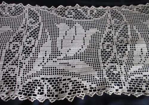 Vtg Tulip Filet Crochet Runner 59x14 No holes Cottagecore Farmhouse Granny Chic
