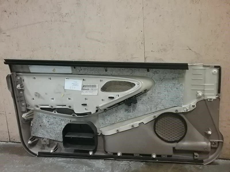 Panel de puerta delantera derecha Honda Accord 1998-2002 cupé 2 puertas color tostado 83500S82 Foto 3 de 4