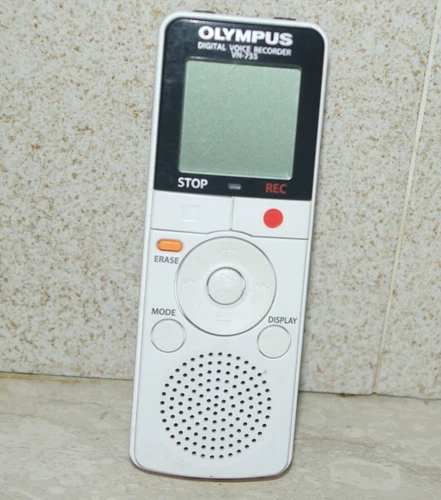 Olympus Digital Voice Recorder VN-755 with new batteries ~ FREEPOST worldwide