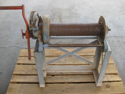 BeeBe Brothers Wintech hand operated winch