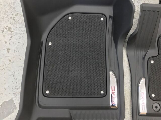 Genuine GM F Floor Mat Pkg 84982187 | 84982187 | 1 Year