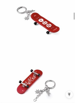 新品未開封BTS、ARIRANG]Mini Skateboard Keyring BTS ARIRANG MINI SKATEBOARD RED KEYRING KEYCHAIN TOUR MERCH