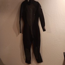 Seaquest Neoprene Wetsuit Size 7-8 3.2 MM Gray Black