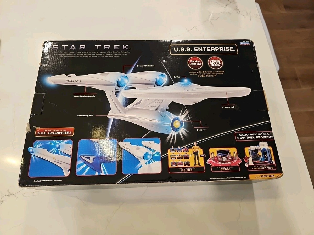 Playmates Toys Star Trek Movie Enterprise Vehicle Action Figure