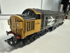 HORNBY CLASS 37 063 RAILFREIGHT BR GREY LARGE LOGO DIESEL LOCOMOTIVE WEATHERED